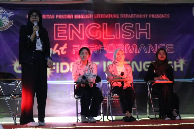 Serunya Acara English Night Performance | Menciptakan Sebuah Kekeluargaan Melalui Berbagai Pertunjukan